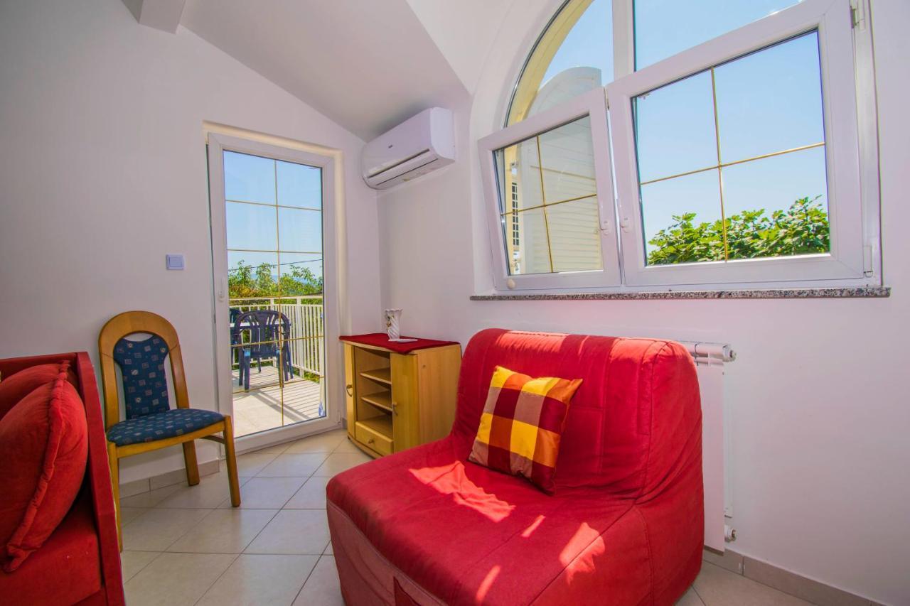 Apartments Relax Near Opatija Exterior photo