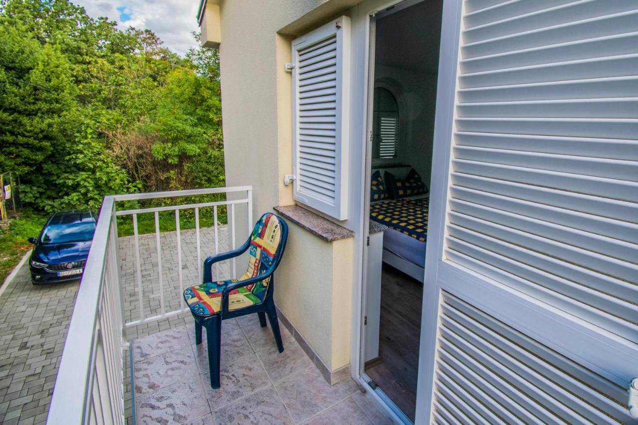 Apartments Relax Near Opatija Exterior photo
